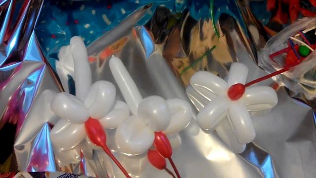 Как сделать с шариков фигурку смотреть онлайн