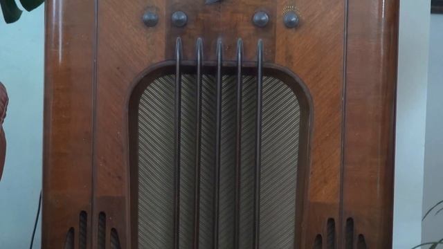 Timeless classic on old American radio. № 2. // Вічна класика на старому американському радіо. №2. смотреть онлайн