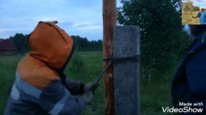 Столб ЛЭП на участке  УСТАНОВКА. КАК ПРИМОТАТЬ СТОЛБ.