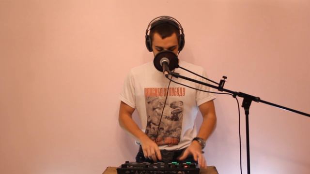 Макс Клочков. Loop station. Beatbox смотреть онлайн