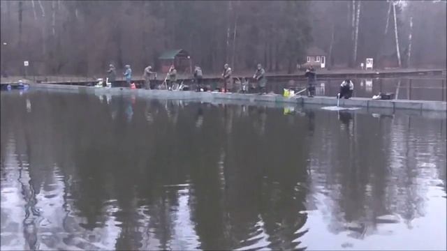 Удачный выбор приманки помогает быть с уловом. Клёвое место, Лосиный остров. смотреть онлайн
