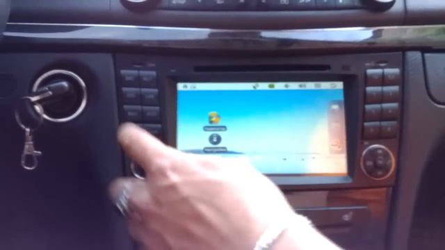Штатное головное устройство Mercedes Benz E-Class MOST W211 2002-2008 смотреть онлайн