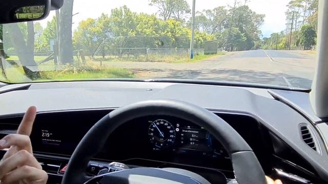 2023 Kia Niro GT-Line EV & HEV (car review) смотреть онлайн