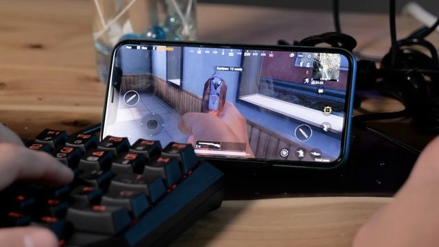 Клавиатура и мышь для СМАРТФОНА! Играй на iPhone или Android как на ПК! смотреть онлайн