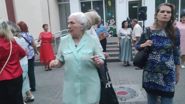 Желаю...........24.09.23 Гомель парк Луначарского ? смотреть онлайн