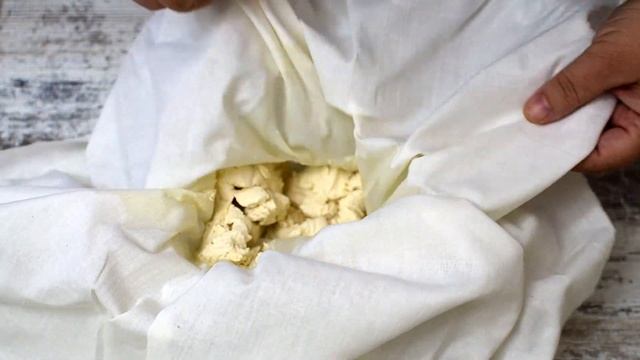ОТЛИЧНЫЙ ТВОРОЖНЫЙ СЫР ИЗ РЯЖЕНКИ БЕЗ ЗАМОРОЧЕК смотреть онлайн