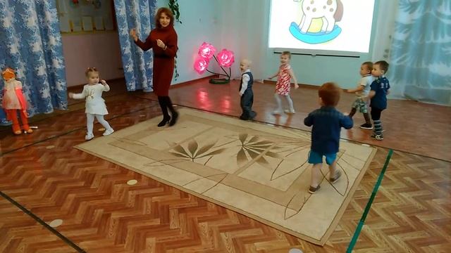 На лошадке ехали смотреть онлайн