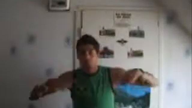 Урок тектоника! Apprentissage tecktonik par lutin sportif 1 смотреть онлайн