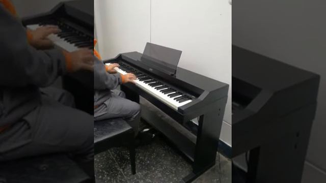 KORG Concert 5000 digital piano смотреть онлайн