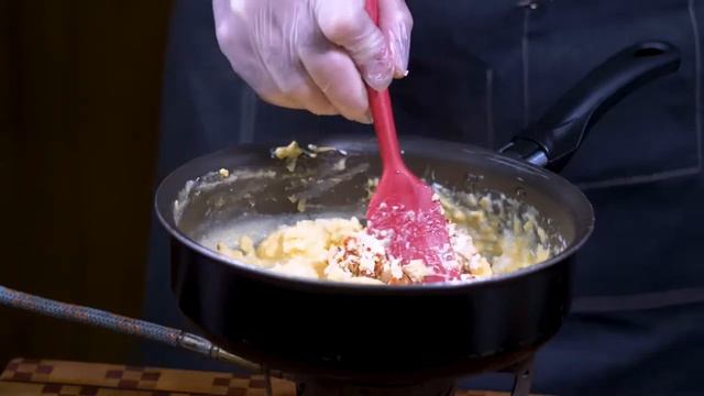 СКРЭМБЛ с сыром ШЕВР смотреть онлайн