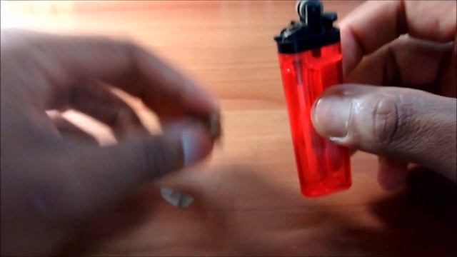 Как сделать левитацию огня над зажигалкой.