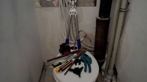 Инструмент для сантехника ( самый простой ) и его стоимость сегодня