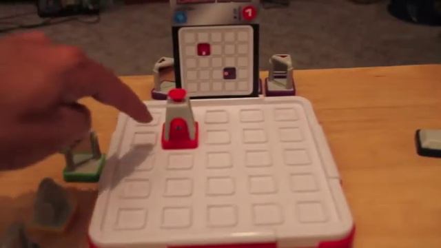 Thinkfun - Laser Maze смотреть онлайн