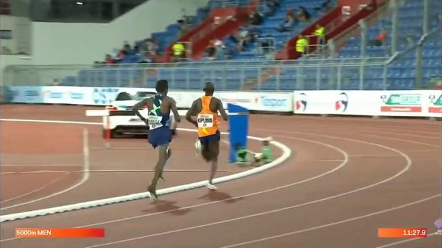 JACOB KIPLIMO OF UGANDA BEATS SOLOMON BAREGA OF ETHIOPIA IN AUSTRAVA GOLDEN SPIKE 5000M