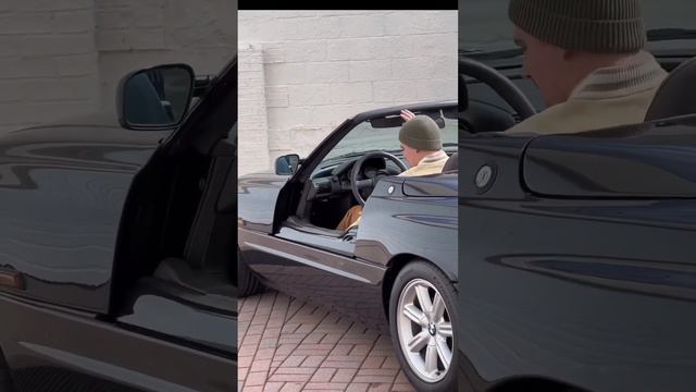Без сомнения, самая взрывная фишка родстера BMW Z1? #bmw #бмв #bmwclassic #bmwz1 смотреть онлайн