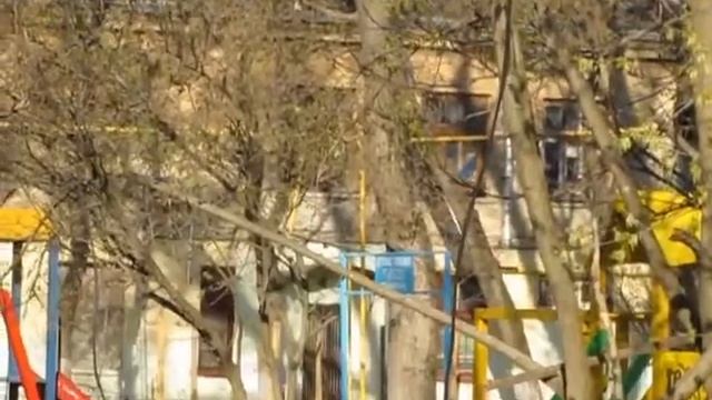 В Одессе можно играть с электрическими проводами. смотреть онлайн