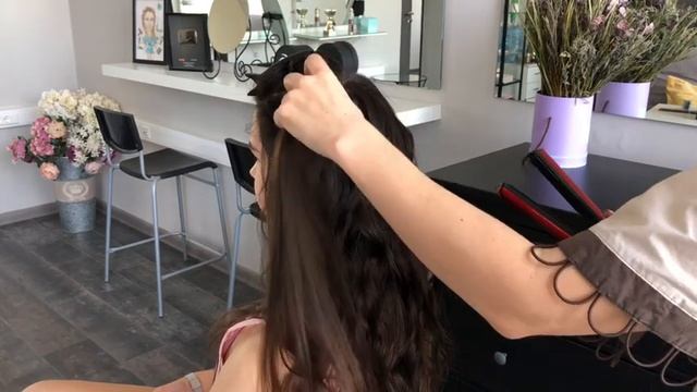 Греческая прическа (коса) из пляжных локонов. Greek style braid смотреть онлайн