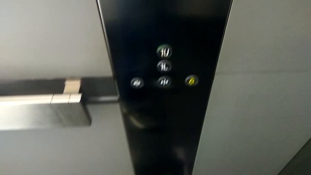 (Переснято) Лифт БМП Kone Monospace @ ТЦ Каширская Плаза, Орехово-Борисово Северное, Москва, Россия смотреть онлайн