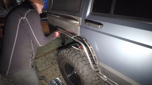 How to Fabricate REAR Tube Steel Fender Flares / Jeep XJ смотреть онлайн