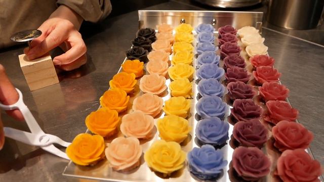 世界最先端の花束スイーツ！食べるのがもったいない美しいアイスブーケを販売する京都新風館の「(THISIS)SHIZEN」 смотреть онлайн