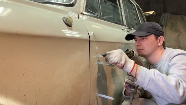 Занимаюсь автомобилем Москвич | комби | почему чихает ? | смотреть онлайн