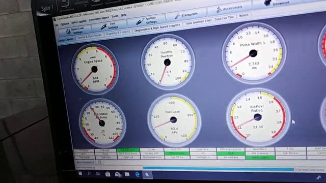 Mercedes W124 300 M104.980 - first long start megasquirt from cold смотреть онлайн