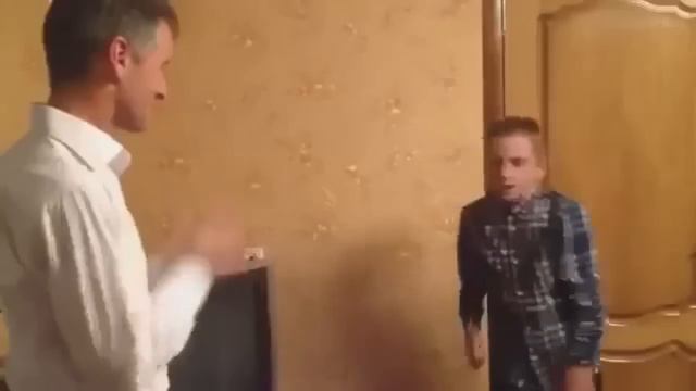 SecondsHumor-От души зачитал отцу на день рождения! смотреть онлайн