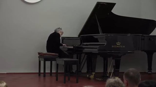 МЕРИ ЛЕБЕНЗОН Л.Бетховен Соната op.28 Andante (Вторая часть) смотреть онлайн