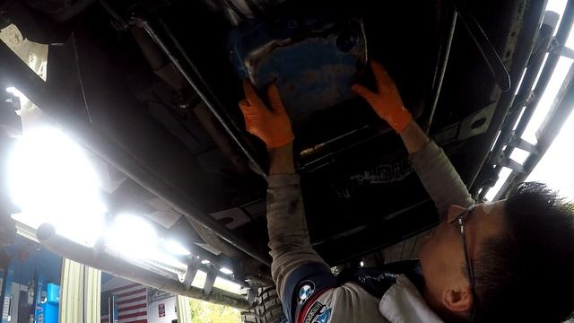 СЕРВИС КОРОБКИ ПЕРЕДАЧИ НА ХАММЕР H2 смотреть онлайн