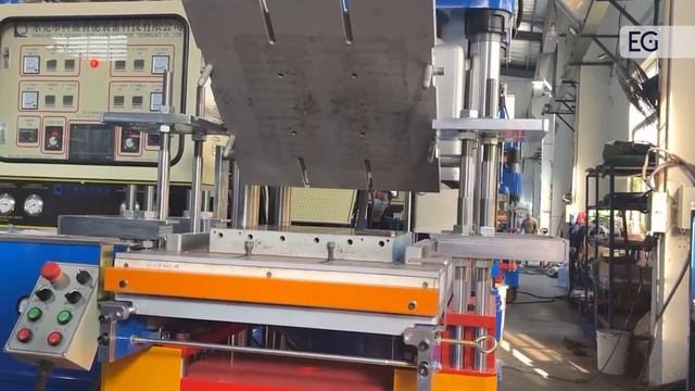 Станок для производства силиконовых форм 250T-3PT смотреть онлайн