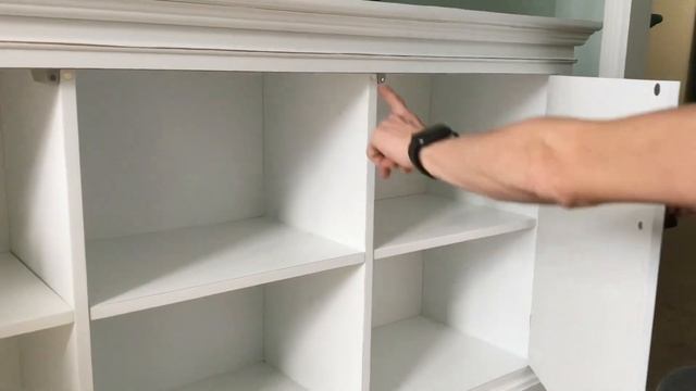 Тумба под ТВ в классическом стиле