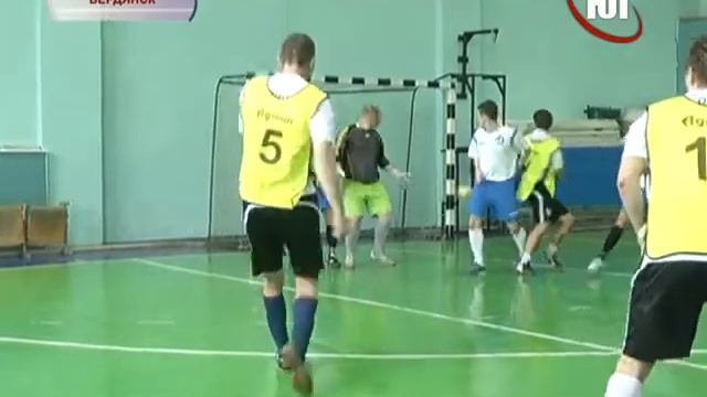 В футзальной Бизнес лиге наступило время решающих матчей смотреть онлайн