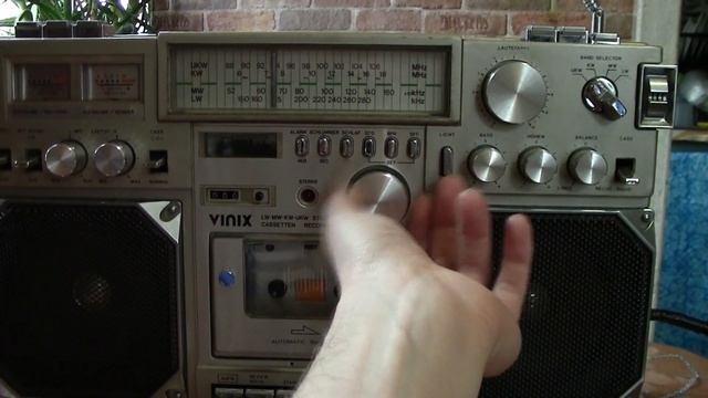 Небольшой обзор ретро магнитолы Vinix VPC-7714