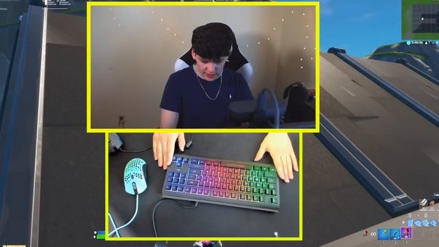 BROKE vs PRO Gaming Keyboard and Mouse - WORTH IT? смотреть онлайн