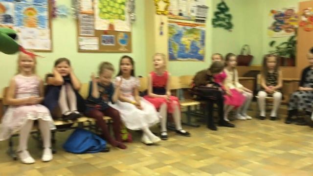 Новогодняя анимация в школе 513 смотреть онлайн