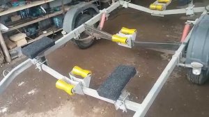 Килевые ролики, домкраты, качели, трапы для лодочных прицепов МЗСА, ЛАВ, САЗ, Трейлер. ЦЛП АРИВА.