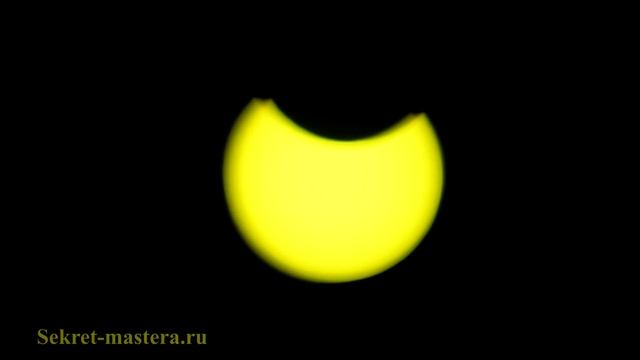 Наблюдение затмения солнца через маску сварщика / Солнечное затмение 10.06.2021 смотреть онлайн