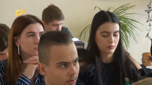 ОБ УЧИТЕЛЕ ФИЗИКИ РАИСЕ КРЮКОВОЙ