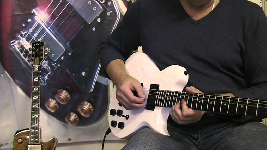 Белая гитара. Washburn WI100 смотреть онлайн
