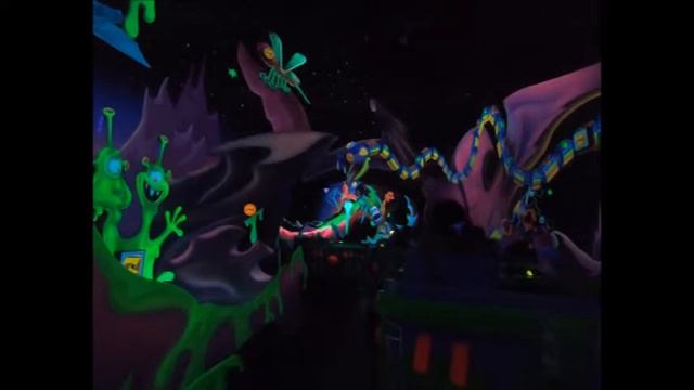 Buzz light years space ranger spin Disneyland Paris смотреть онлайн