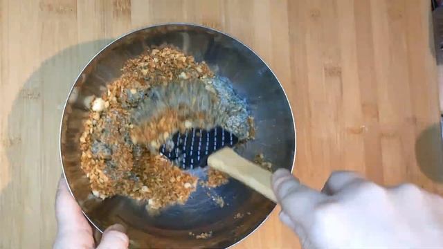 Окорок с кедровыми орешками, базиликом и чесноком смотреть онлайн