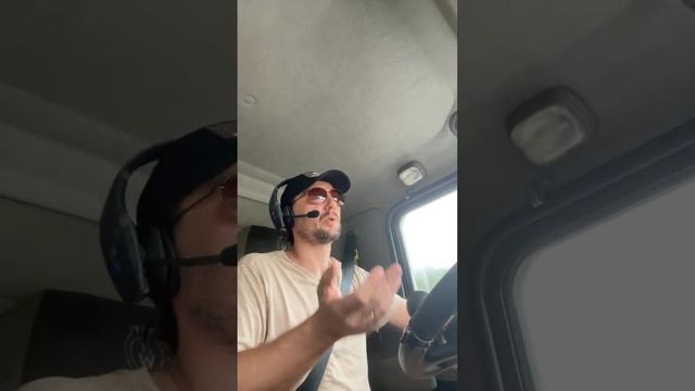 ЖИЗНЬ В США // ПЕРЕЕЗД В АМЕРИКУ // РАБОТА ВОДИТЕЛЕМ ТРАКА смотреть онлайн