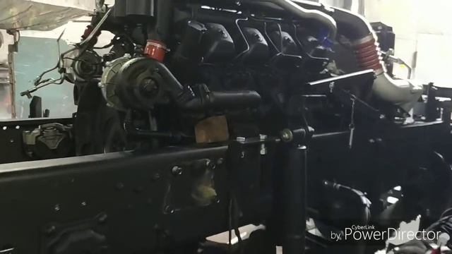 Сняли коробку, будем две турбины переделывать на одну турбину