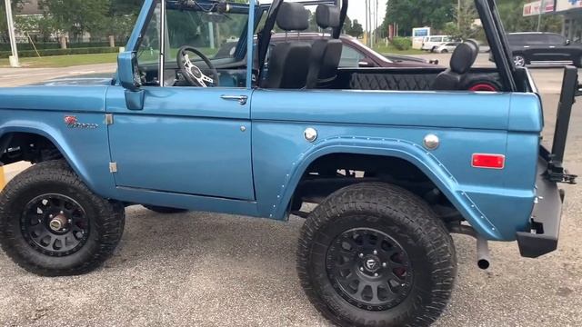 EARLY BRONCO BEAUTY! FORD BRONCO RESTORATION WALK AROUND 1966-1977 #truck #car смотреть онлайн
