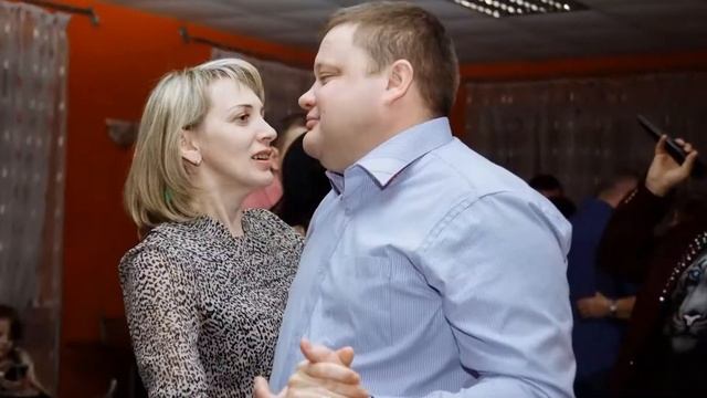 Вечер встречи выпускников 20 лет спустя))) 1997 - 2017 смотреть онлайн