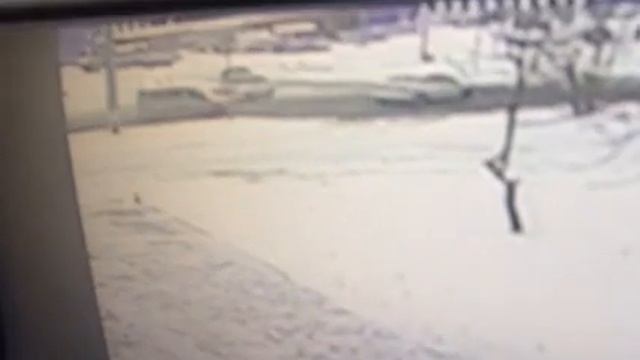 Смотрите как нужно убирать снег смотреть онлайн
