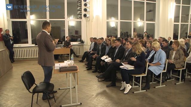Встреча Главы с жителями мкр.Космонавтов смотреть онлайн