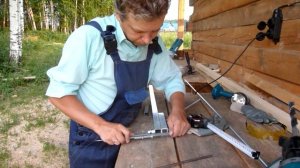 Приспособление для стяжки досок пола