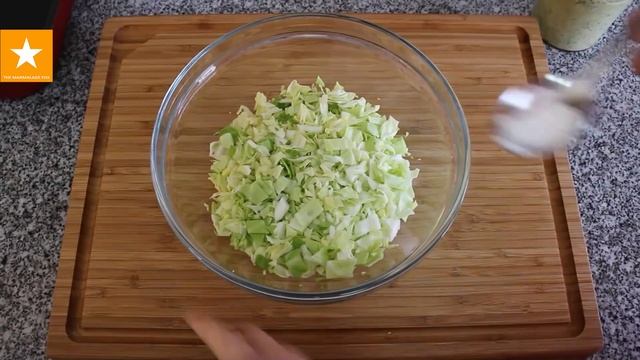 КАПУСТНЫЕ ОЛАДЬИ БЕЗ МУКИ от Мармеладной Лисицы. Рецепт без яиц. VEGAN Cabbage Patties смотреть онлайн