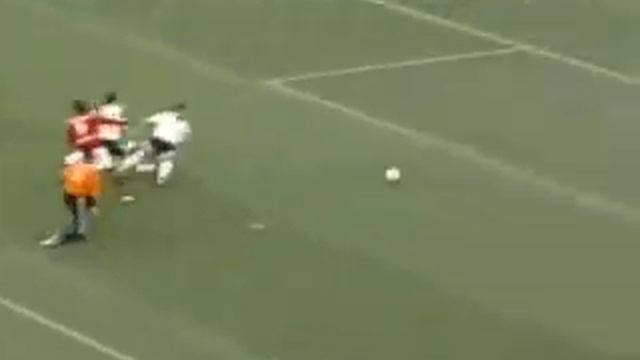 MLS 2006 - week 11 goal compilation смотреть онлайн